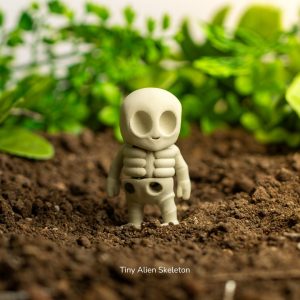 Tiny Alien Skeleton– 3D print figurica / privjesak